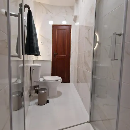 - & Rooms, Rooftop River View, Bbq & Ac * Portimão
