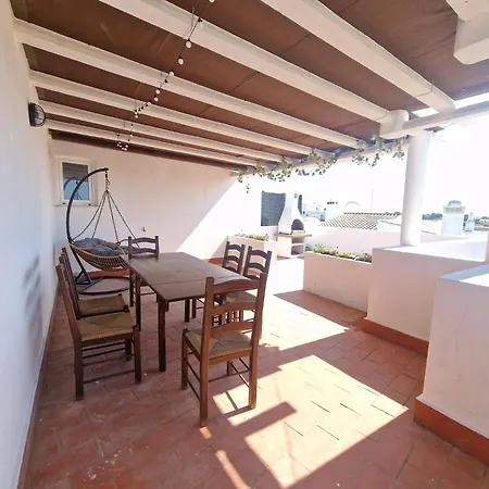 Πανσιόν - & Rooms, Rooftop River View, Bbq & Ac *